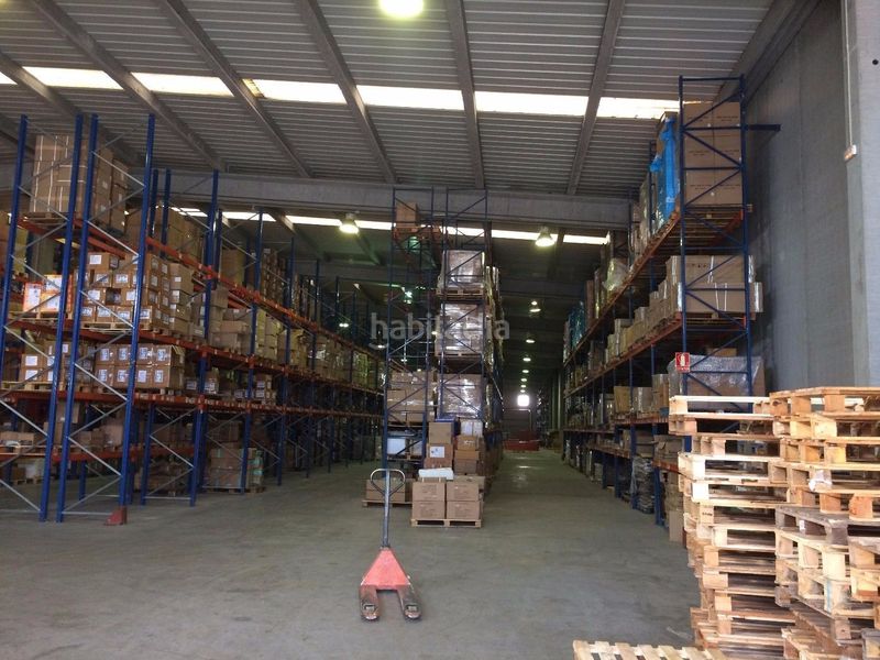 Foto f7df2044-7c5c-4b42-8661-6d8774e707ae. Lloguer nau industrial amb calefacció a Riells i Viabrea