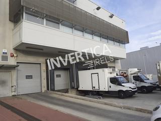 Bâtiment à usage industriel  Carrer longitudinal 10. Nave logística con cámaras frigoríficas