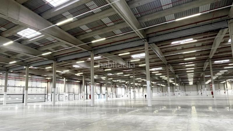 Foto 5b516b1e-0174-455e-8778-bc6f2c2a7766. Rent industrial building in Las Dehesillas-Vereda de los Estudiantes Leganés