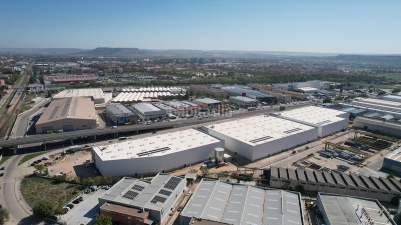 Foto 891c0e31-f14e-4456-a2e7-26c6154c36b1. Rent industrial building in Polígono de las Monjas Torrejón de Ardoz