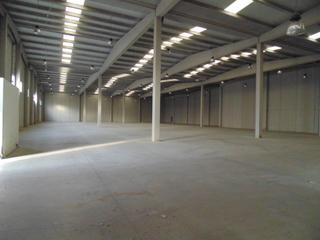 Location Bâtiment à usage industriel à Carrer onyar 106