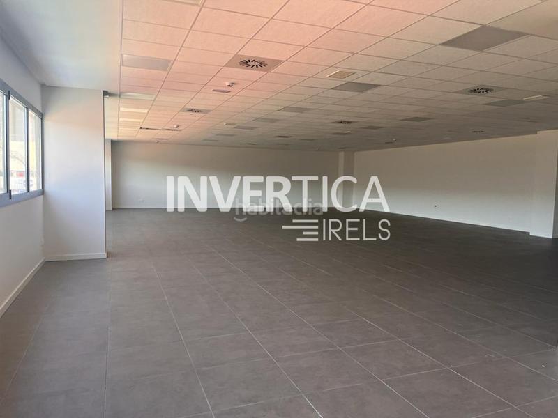 Foto 0325d3a3-331c-4add-8c01-623ea85fb3f2. Lloguer nau industrial a Constantí