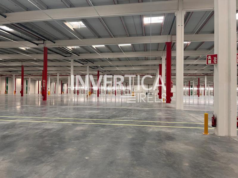 Foto d4a74250-845b-4082-bdfe-d4d0f8852b12. Lloguer nau industrial a Constantí