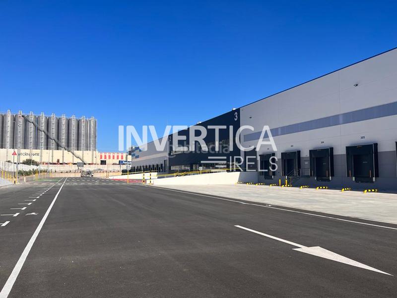 Foto ea3457c3-bb3f-4159-ba0a-8bef4e9611c1. Lloguer nau industrial a Constantí