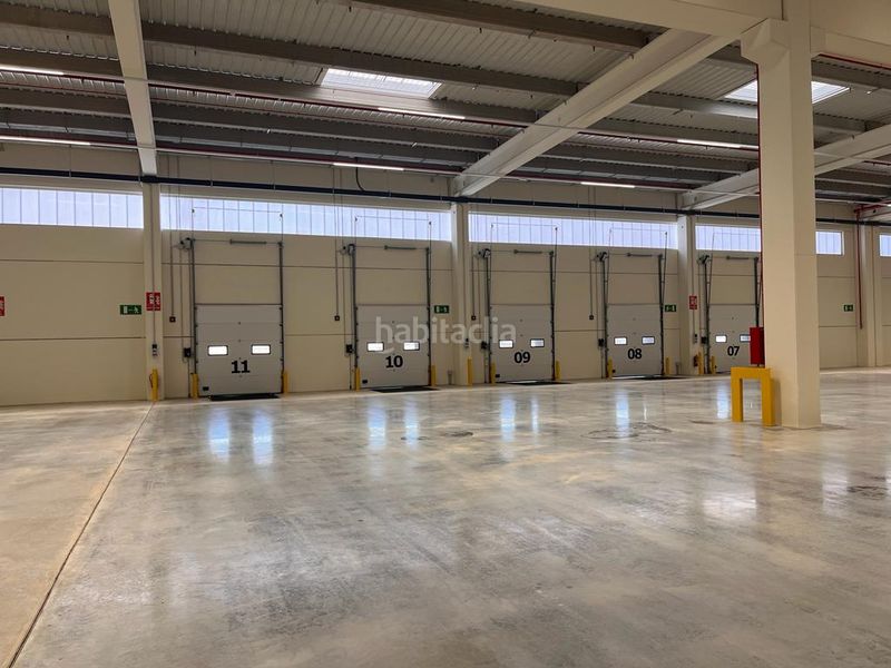 Foto 936e7060-06d8-4011-bb75-4f7a8c9ecefb. Rent industrial building in Òdena