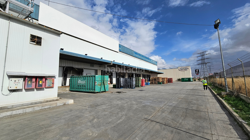 Foto 036067d6-512b-422f-8f59-639d688b0490. Rent industrial building in calle galileo galilei 3 in Alcalá de Henares