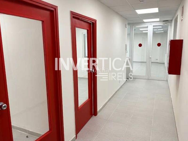 Foto 13fc2715-ffb9-4486-be23-50f66da57312. Miete fabrikhalle mit heizung in La Salut Sant Feliu de Llobregat