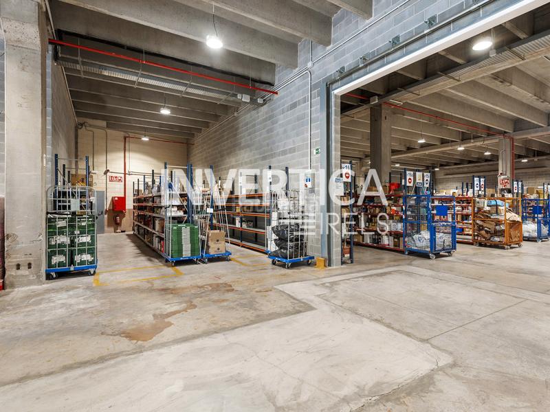 Foto 9d5fb09c-ab52-4f8a-97ea-f86f278d3f13. Affitto capannone industriale in carrer pla de matabous 40 in Montcada i Reixac