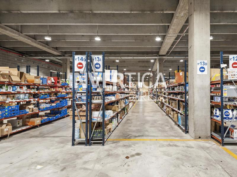 Foto 4b2a34a7-f192-4761-8b44-2a98e0e98648. Lloguer nau industrial a carrer pla de matabous 40 a Montcada i Reixac