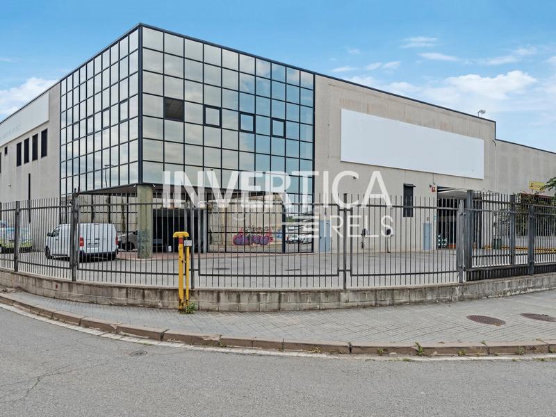 Foto 363f7650-292a-4c40-ae02-7ba805c53ce3. Alquiler nave industrial en carrer pla de matabous 40 en Montcada i Reixac