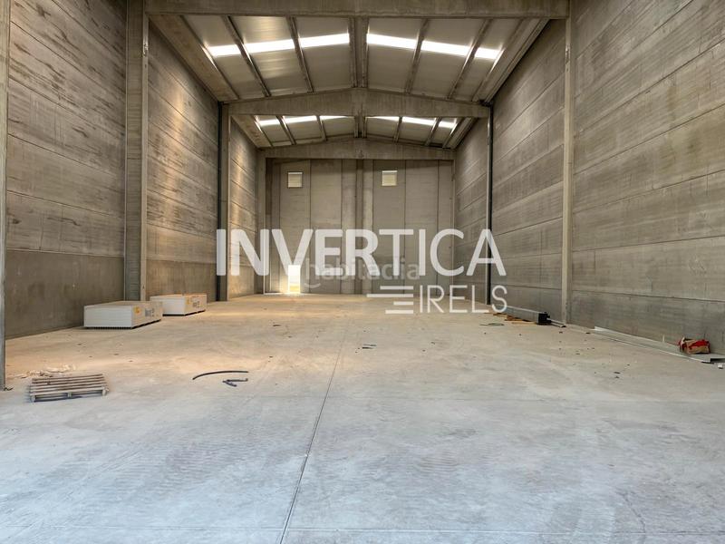 Foto 50eb6850-e860-42aa-afd0-227a0b25068c. Lloguer nau industrial a carrer del fornal 11 a Can Vinyals Esparreguera