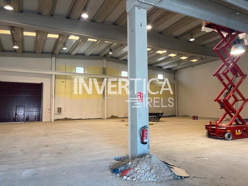 Foto e4609aef-5847-4ec6-af90-6f229ea2648d. Lloguer nau industrial a carrer del fornal 11 a Can Vinyals Esparreguera