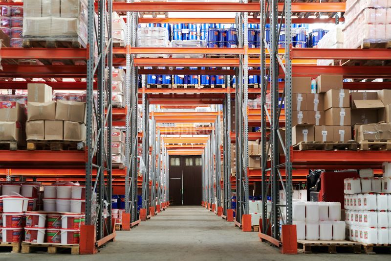Foto e9b1b2c4-9e84-43ff-9776-fb813c0c532f. Rent industrial building in carrer de suecia 7 in Constantí