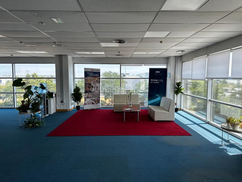 Foto 4a5f53b7-3143-4335-ab4a-7f23fe78c436. Location bâtiment à usage industriel dans calle galileo galilei 29 dans Alcalá de Henares