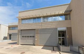 Nau industrial a Avinguda prat de la riba 11. Nave en venta en pallejà