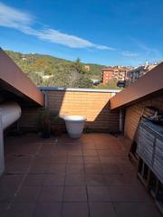 Miete Zweistöckige Wohnung in Zona alta. Exclusiva del villar