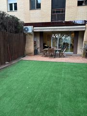 Semi detached house in Urbanitzacions. Espectacular casa en zona residencial aun paso de todo