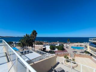 Apartament a Carrer des cal 104. Fantastico piso de 3 dormitorios, frontal en primera lnea con v