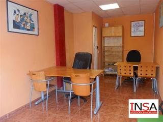 Location Local commercial à Avinguda de les comarques catalanes 16a. Oportunidad