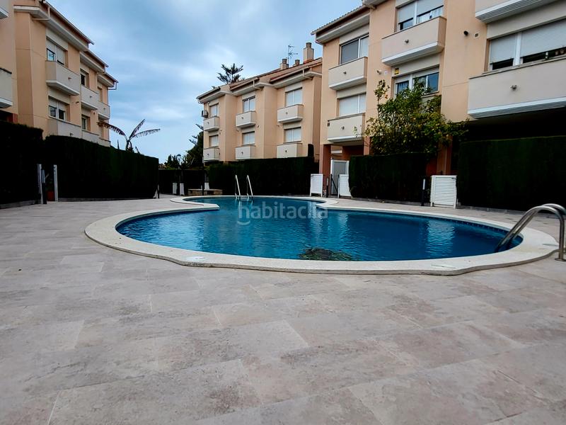 Foto 951e6d9f-972d-4938-845e-b1dd374e247d. Casa adosada a 250 metros de la cala canyadell en Torredembarra
