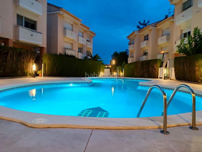Foto f1d0baf3-a701-49e8-a0a0-ca5f209d3e90. Casa adosada a 250 metros de la cala canyadell en Torredembarra