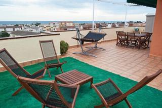 Dplex  Carrer de la cala. tico duplex con vistas al mar