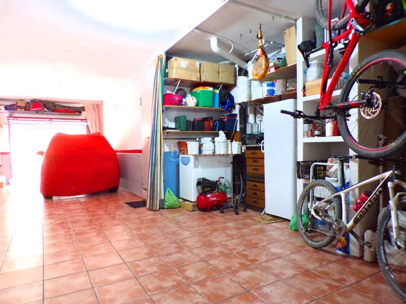 Foto 6d981a61-ab79-49fb-b2e0-22238d2e384a. Casa adossada amb calefacció aparcament a Centre Torredembarra