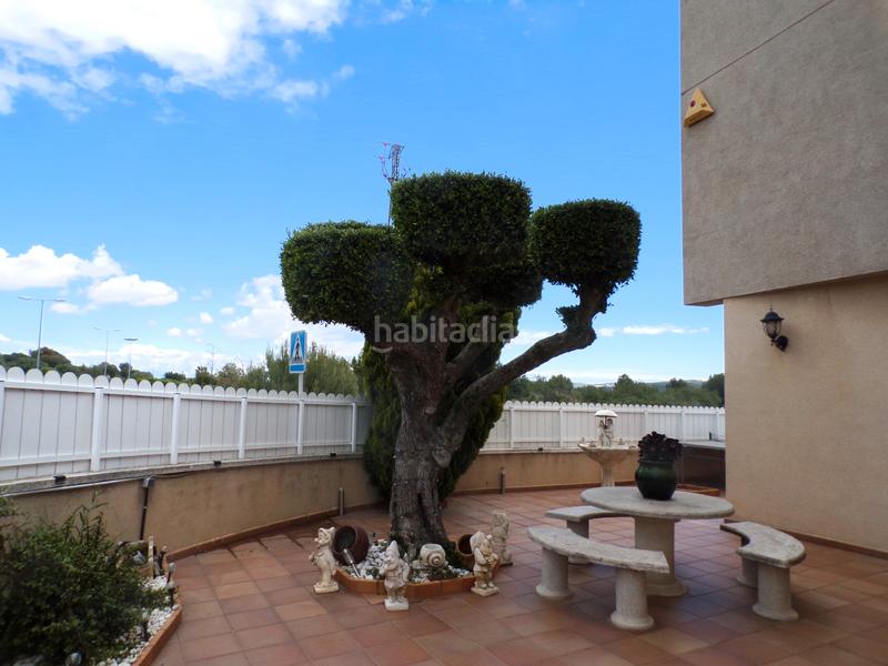 Foto 763b3576-b066-4cf0-8370-7e3dbffc4465. Casa a schiera con riscaldamento parcheggio piscina in Vendrell (El)