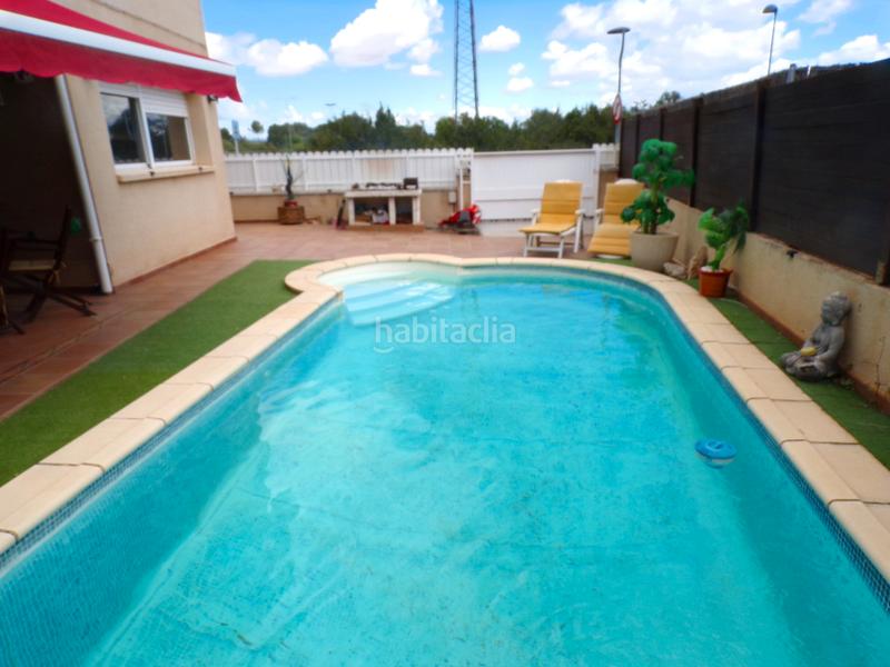 Foto f95b5010-8d9f-410c-8f04-556f2fb4d028. Casa a schiera con riscaldamento parcheggio piscina in Vendrell (El)