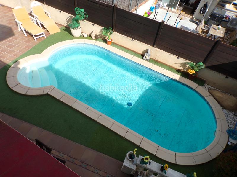 Foto fd1fe646-4e28-4cb9-83c3-45d4a14e0f57. Casa a schiera con riscaldamento parcheggio piscina in Vendrell (El)