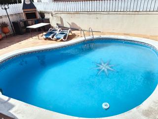 Doppelhaus  Carrer de tortosa. Piscina privada