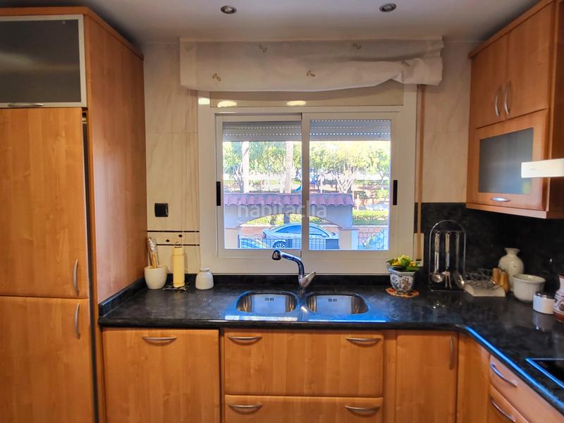 Foto 0e669ba4-4b70-4a58-b7ad-edf6f3855679. Casa adossada a carrer de l'enxaneta david sánchez 6 a Torredembarra