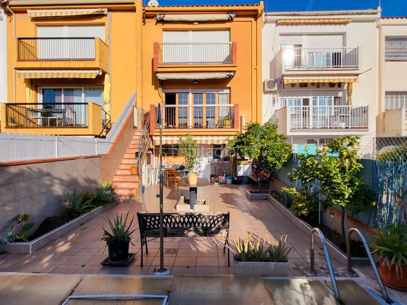 Foto 465eb186-a86c-4f48-977d-8ef205d4a911. Casa adossada a carrer de l'enxaneta david sánchez 6 a Torredembarra