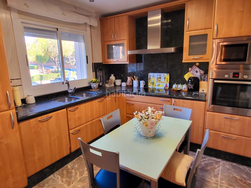 Foto b95a4f55-e584-4ba6-9860-f0926ed085e3. Casa adossada a carrer de l'enxaneta david sánchez 6 a Torredembarra