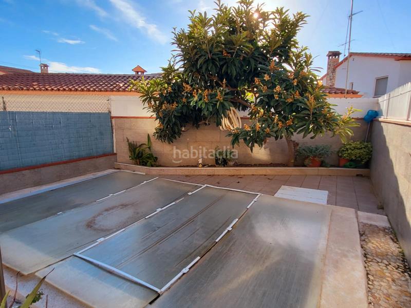 Foto dafe2736-ac83-4c8d-84a7-b309d67855f1. Casa adossada a carrer de l'enxaneta david sánchez 6 a Torredembarra