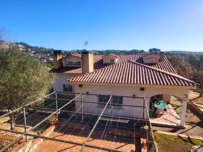 Foto 124a0c2b-6615-43e5-9a98-88414e618a98. Casa piscina privada en Vespella de Gaià