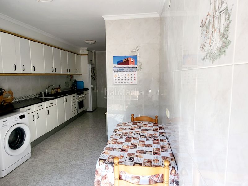 Foto 0436dd30-a4cf-4638-936e-ec07aea01ddc. Casa adossada amb xemeneia calefacció aparcament a Altafulla