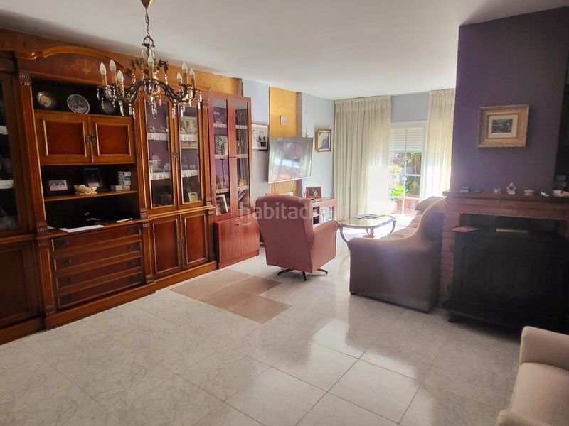 Foto 6ab9a979-8718-4029-b2b7-4e1d17cc1334. Casa adossada amb xemeneia calefacció aparcament a Altafulla