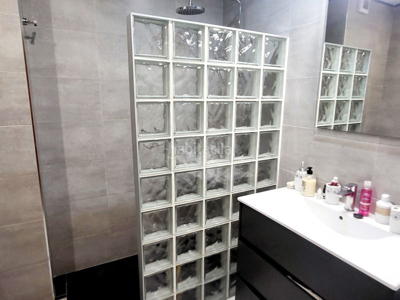 Foto 9e23274e-d923-43ea-ae31-5c5c5aa90621. Casa adossada amb xemeneia calefacció aparcament a Altafulla