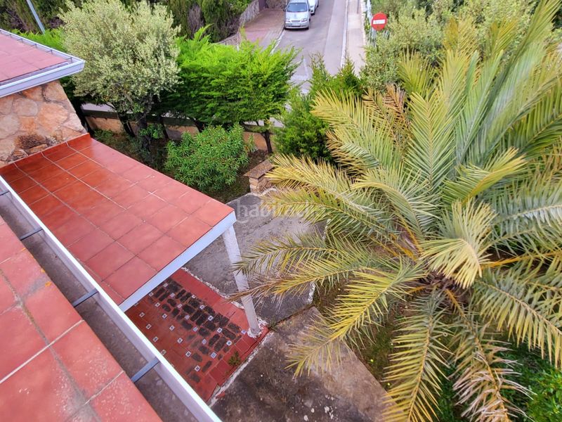 Foto 83a1bca8-7153-4e55-ab1f-15c9a768a3a0. Casa amb xemeneia aparcament a Els Munts Torredembarra