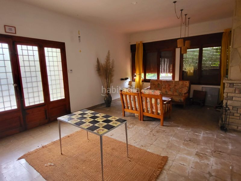 Foto d2282c3e-50c8-47c2-84d8-c51ee9773edf. Casa amb xemeneia aparcament a Els Munts Torredembarra