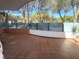 Lloguer Apartament a Centre-Platja. Apartamento en alquiler en 2 línea de mar, 2 dormitorios.
