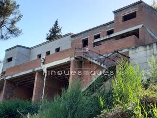 Reihenhaus  Olesa. Casas adosada para terminar a tu gusto!!!