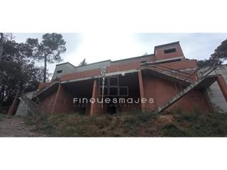 Reihenhaus  Olesa. Casa adosada para terminar a tu gusto!!!