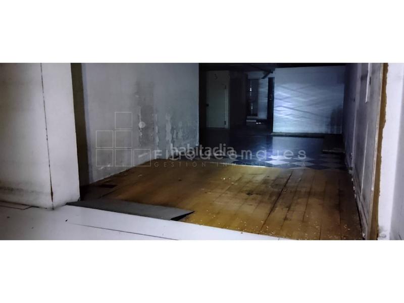 Foto 18bfe994-ead4-42bd-8096-a0ee827e03a6. Locale commerciale in Plaça Catalunya Manresa