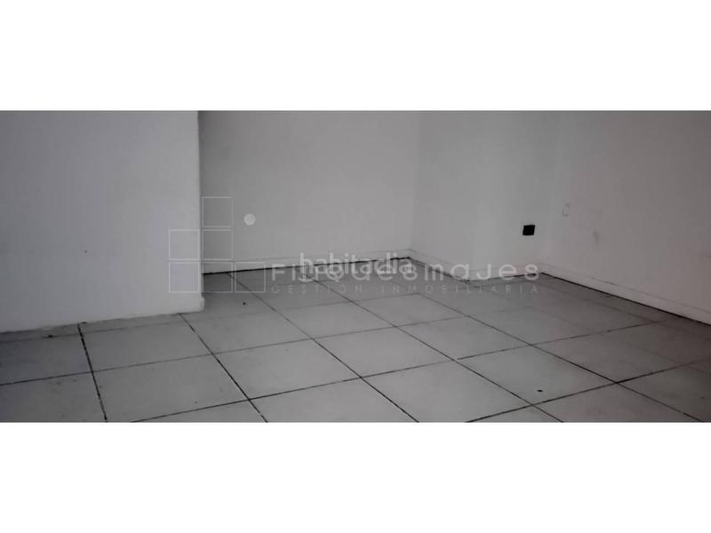 Foto 46b695ff-83df-4eda-8025-4b4dc46c584c. Locale commerciale in Plaça Catalunya Manresa