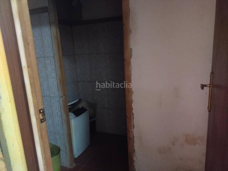 Foto 41b6d3f2-dbd5-41e3-b60b-852f06d5ef28. Local comercial local 276m2 en Roc Blanc Terrassa