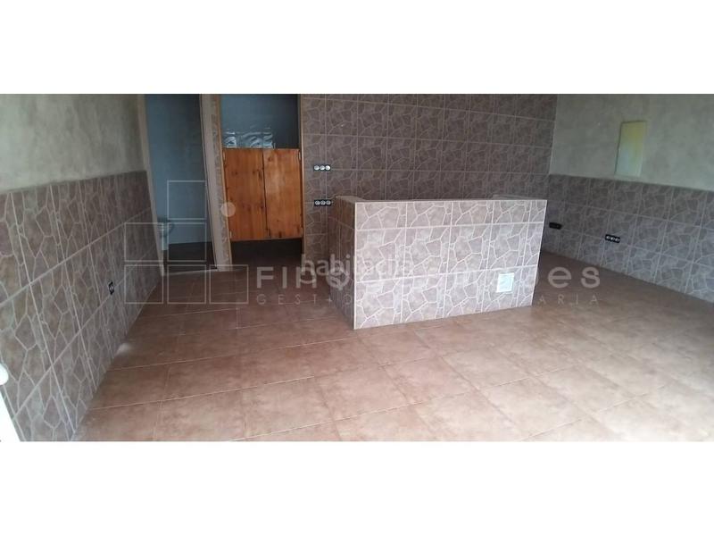 Foto 072f0762-0887-4da7-b20f-3386ccd3d82d. Locale commerciale in Sant Fruitós de Bages