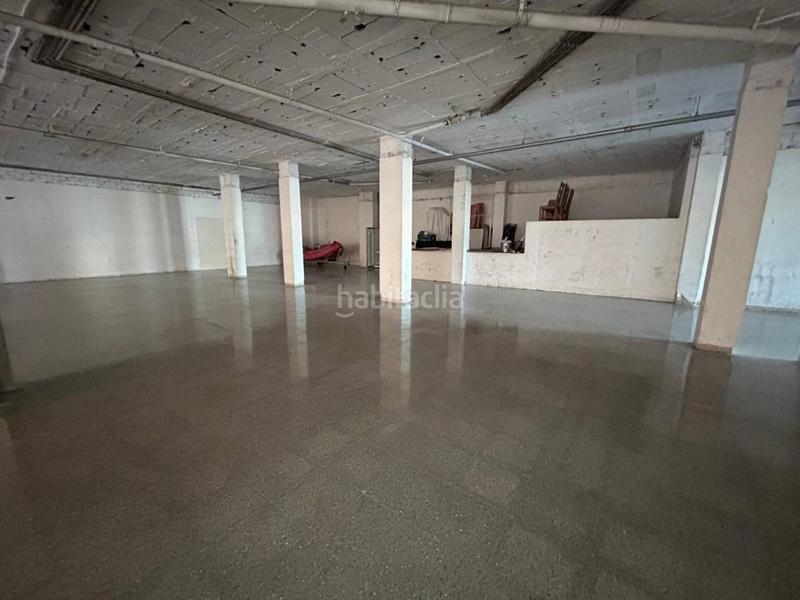 Foto 2bc066da-3e57-4a9c-a690-aa32ef07bfb2. Rent business premise in Rocafonda Mataró