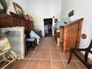 Local commercial  Estudis. Local en venta en vilanova i la geltrú